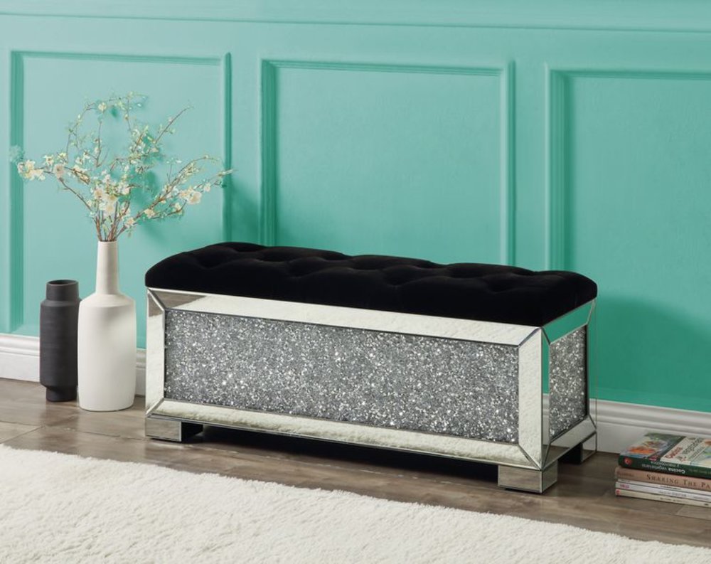 Bench W/storage